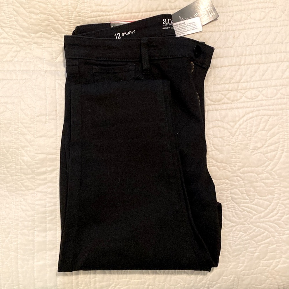 a.n.a Black Jeans - Picture 3 of 5